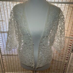 Chris McLaughlin Crochet Lace Open Front Floral Cardigan - White. XL